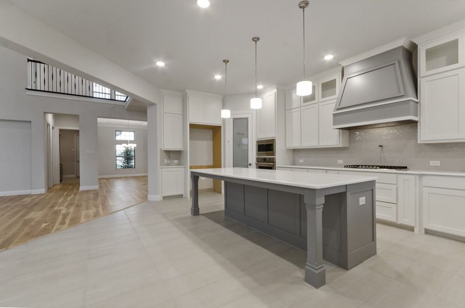 Representative furnished interior of a home built from the Biltmore by Landon Homes in Lexington Frisco, Frisco (Image 4).