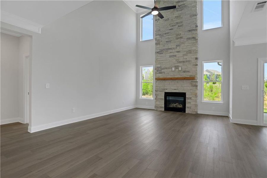 Spacious, unfurnished interior of a new home in Twin Lakes, Hoschton (Image 16).