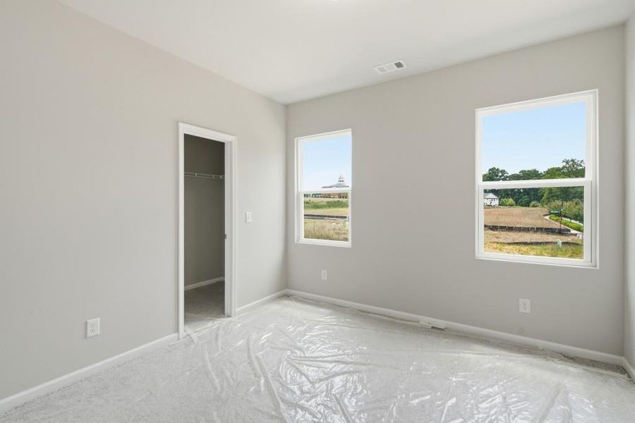Spacious, unfurnished interior of a new home in Harmony, Auburn (Image 24).
