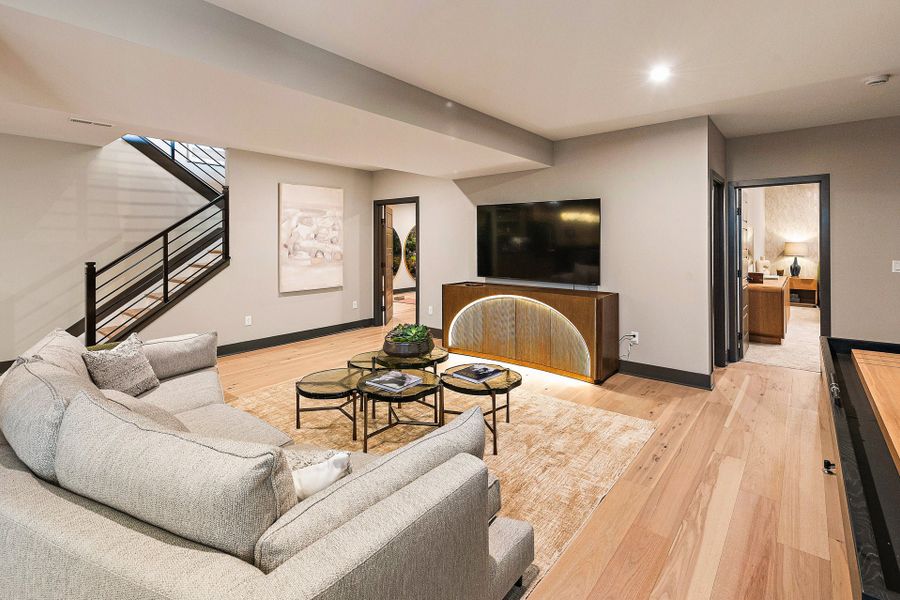 Representative furnished interior of a home built from the Winslow by Fischer Homes in Twin Lakes, Hoschton (Image 22).