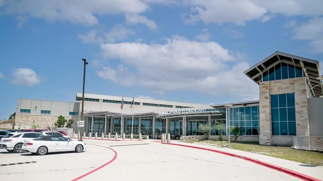 Image 17 of a home in Parten 75'/85'.