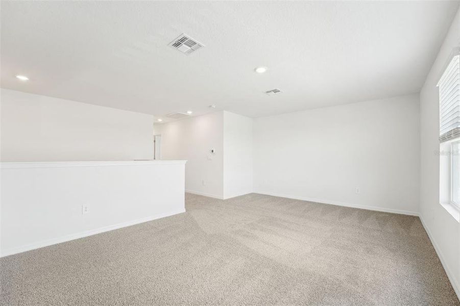 Spacious, unfurnished interior of a new home in Benton Hills - Classic Series, Brooksville (Image 35).