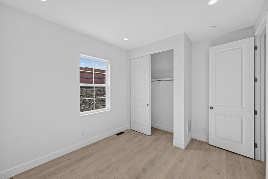 Spacious, unfurnished interior of a new home in Trailstone, Arvada (Image 15). Spacious, unfurnished interior of a new home in Trailstone, Arvada (Image 15).