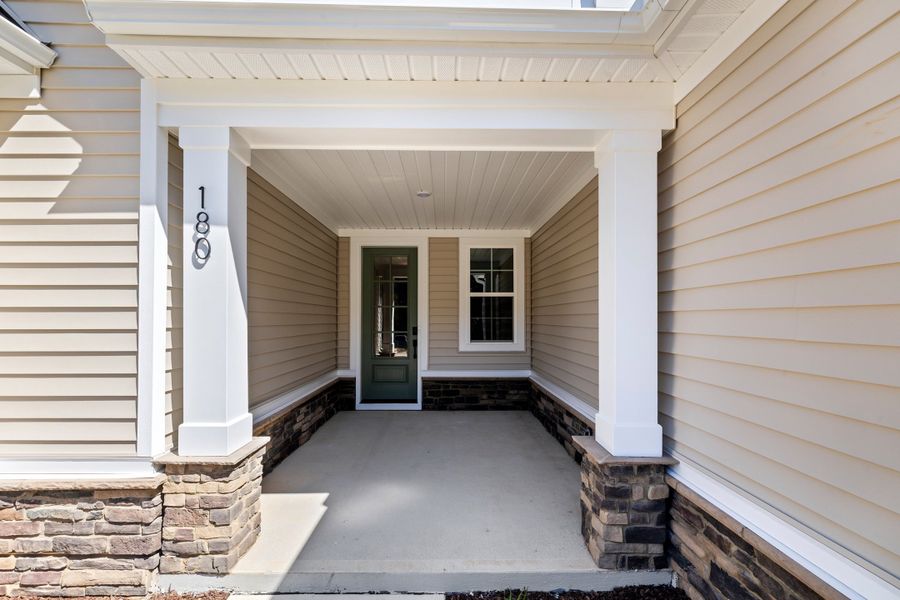 Representative exterior details of a home built from the The Bradley by RobuckHomes in Baylee Ridge, Selma (Image 75). Representative exterior details of a home built from the The Bradley by RobuckHomes in Baylee Ridge, Selma (Image 75).
