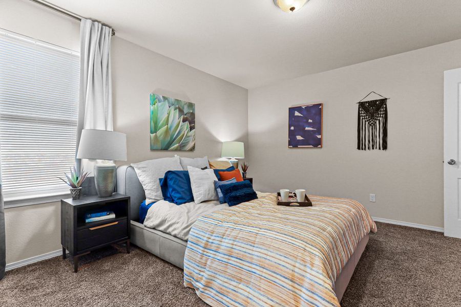Furnished interior view inside a new home in Rancho Desierto Bello, Horizon City (Image 18).