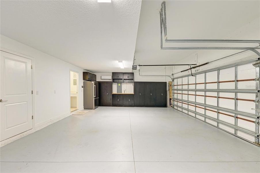 Spacious, unfurnished interior of a new home in , Parrish (Image 60).