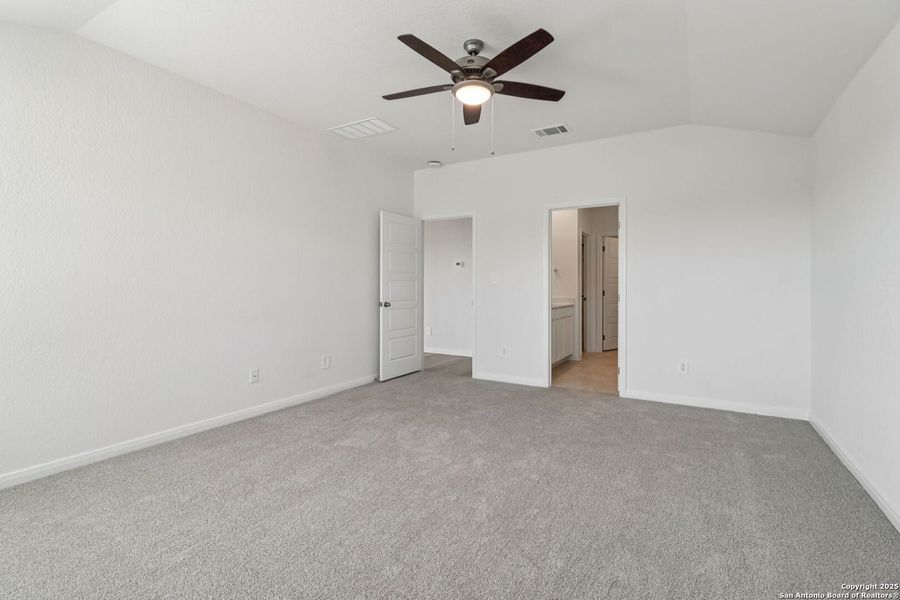 Spacious, unfurnished interior of a new home in Legendary Trails - Classic Series, Cibolo (Image 42). Spacious, unfurnished interior of a new home in Legendary Trails - Classic Series, Cibolo (Image 42).