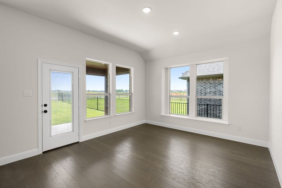 Spacious, unfurnished interior of a new home in Abe’s Landing, Granbury (Image 16). Spacious, unfurnished interior of a new home in Abe’s Landing, Granbury (Image 16).