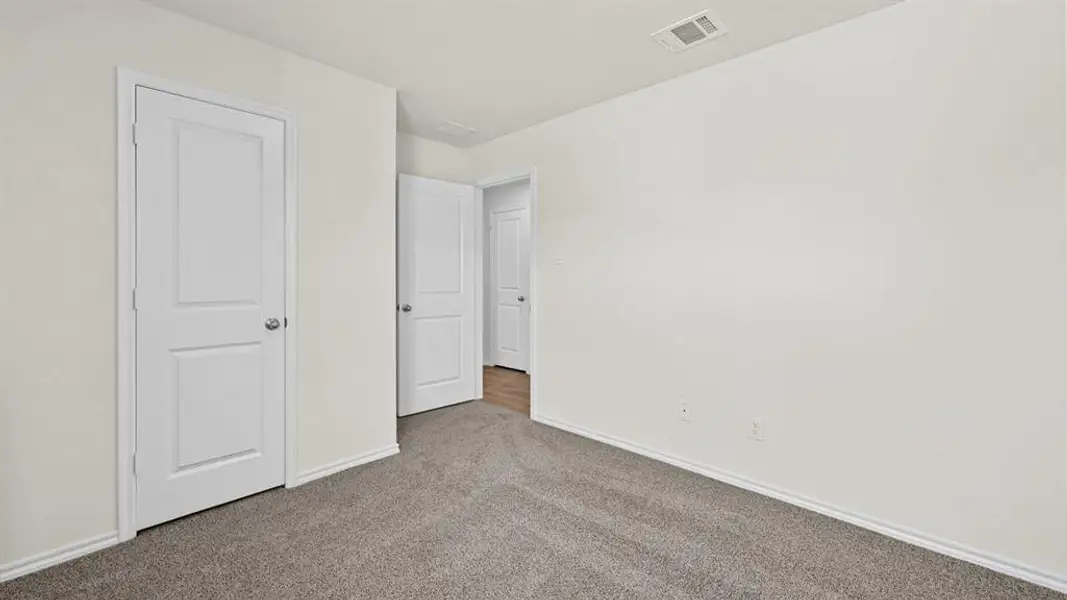 Spacious, unfurnished interior of a new home in Creeks at Burnett Trail, Canton (Image 29). Spacious, unfurnished interior of a new home in Creeks at Burnett Trail, Canton (Image 29).