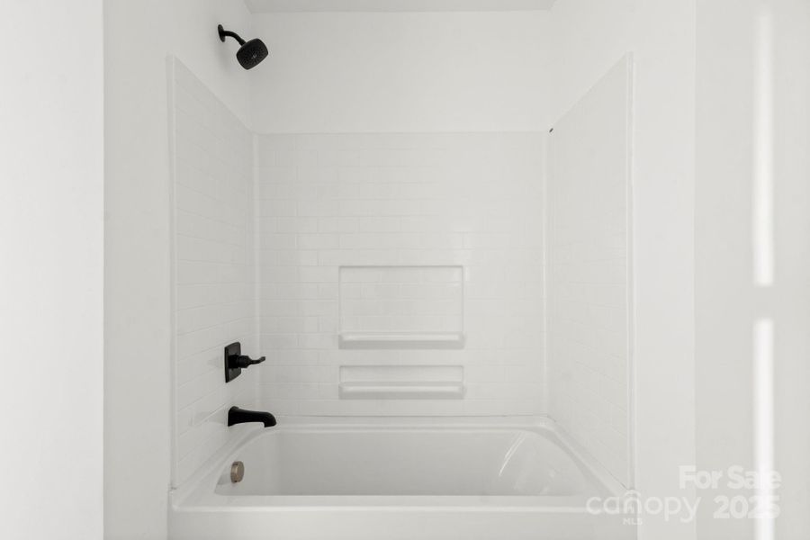 Image 29 of a home in .