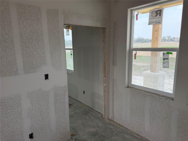 Primary Bed Entrance