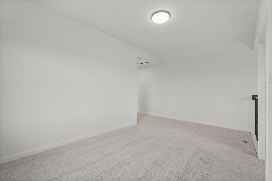 Spacious, unfurnished interior of a new home in Wildrye, Waller (Image 25). Spacious, unfurnished interior of a new home in Wildrye, Waller (Image 25).