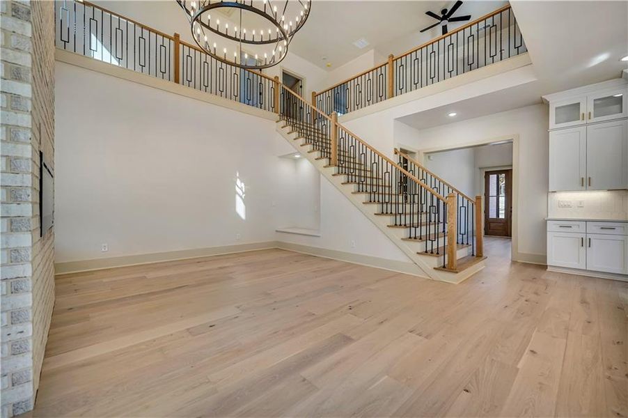 Spacious, unfurnished interior of a new home in , Athens (Image 42).