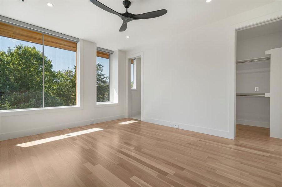 Spacious, unfurnished interior of a new home in , Dallas (Image 27).