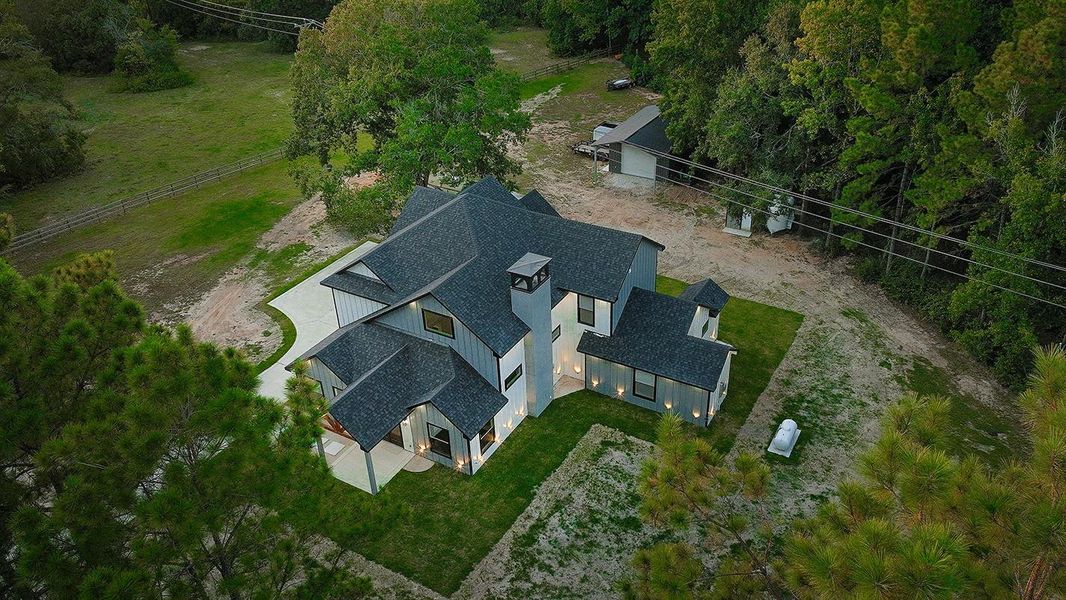 Exterior details and patio area of a home in , Willis (Image 34).