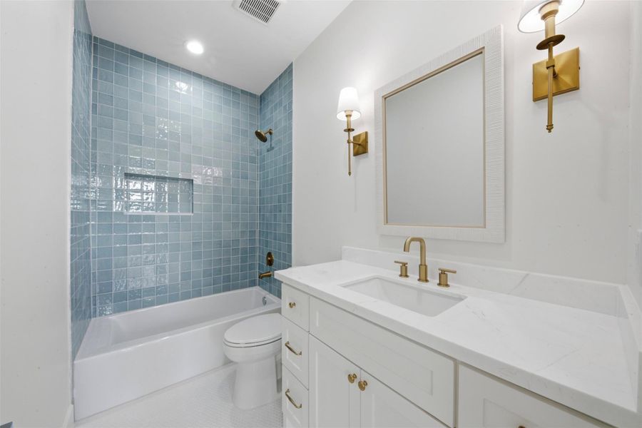 Furnished interior view inside a new home in , Houston (Image 34).