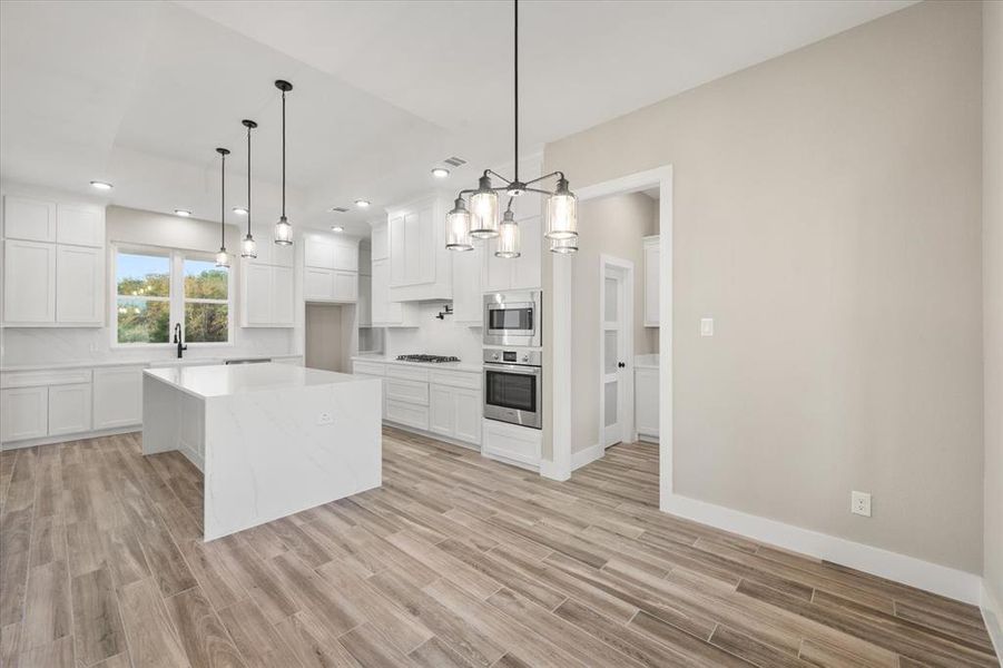 Spacious, unfurnished interior of a new home in , Corsicana (Image 29). Spacious, unfurnished interior of a new home in , Corsicana (Image 29).