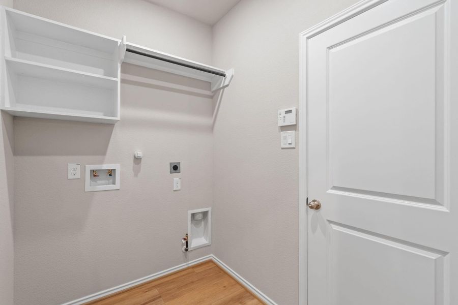 Spacious, unfurnished interior of a new home in The Highlands, Porter (Image 17). Spacious, unfurnished interior of a new home in The Highlands, Porter (Image 17).