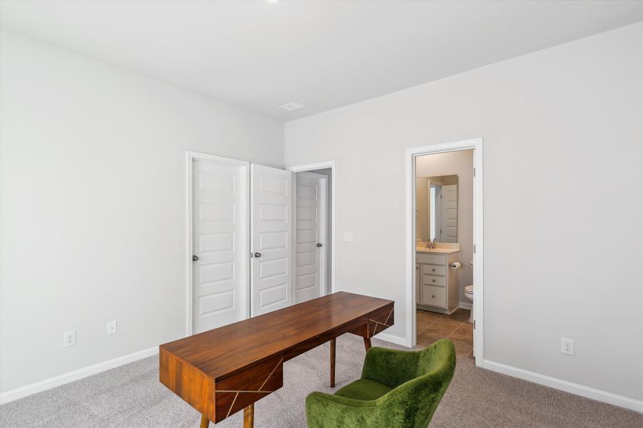 Furnished interior view inside a new home in Saint John's Lake: Arbor Collection, Johns Island (Image 38).