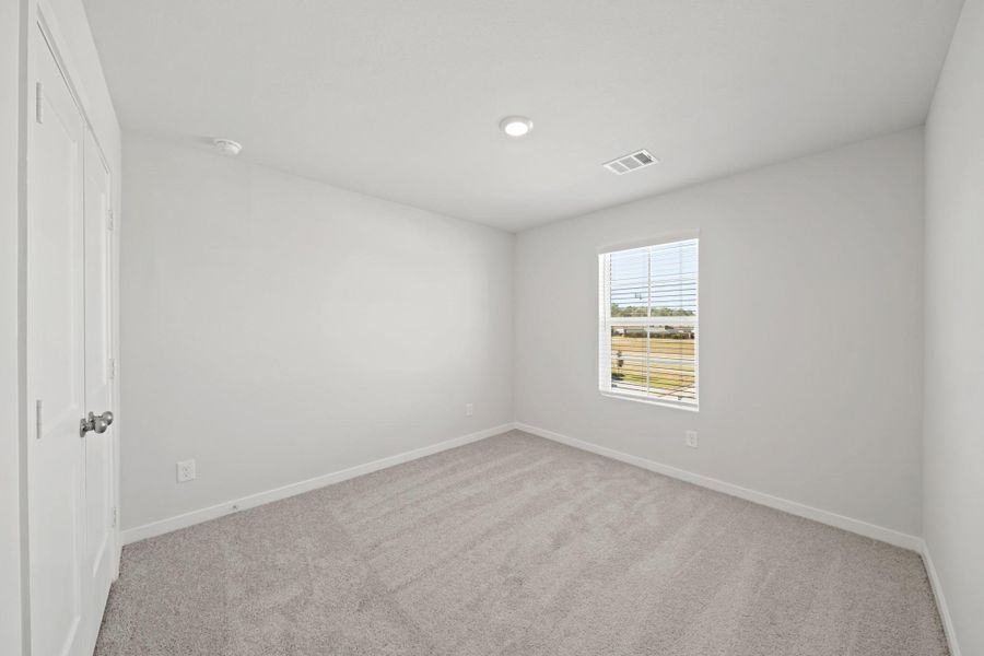 Spacious, unfurnished interior of a new home in Maple Heights, Porter (Image 19).