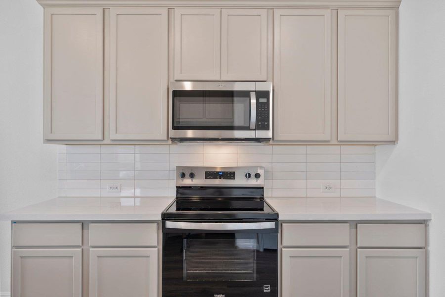 Beautiful finishes in Light & Bright Kitchen