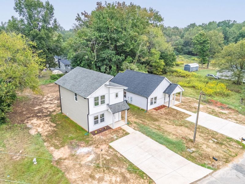 Image 36 of a home in .