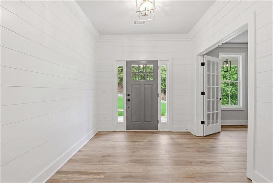 Spacious, unfurnished interior of a new home in , Clarkesville (Image 25).