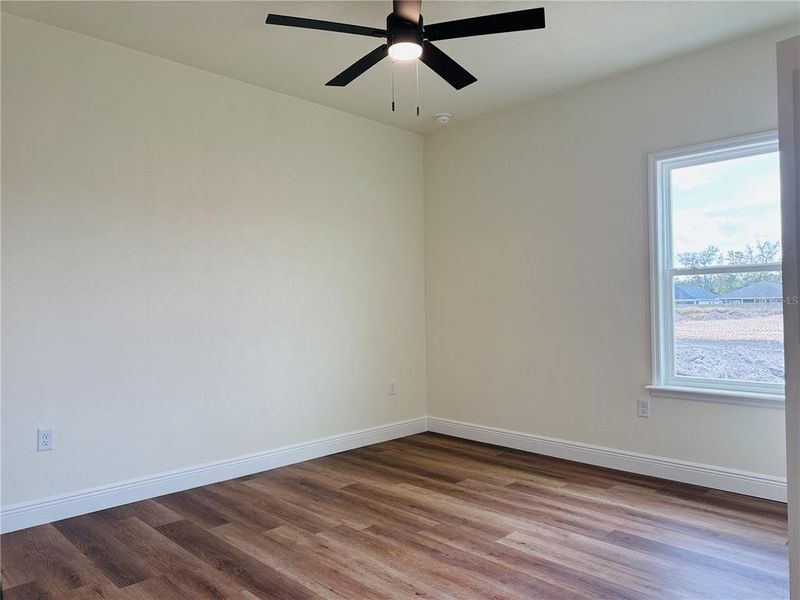 Spacious, unfurnished interior of a new home in Grand Oaks, Gainesville (Image 36).