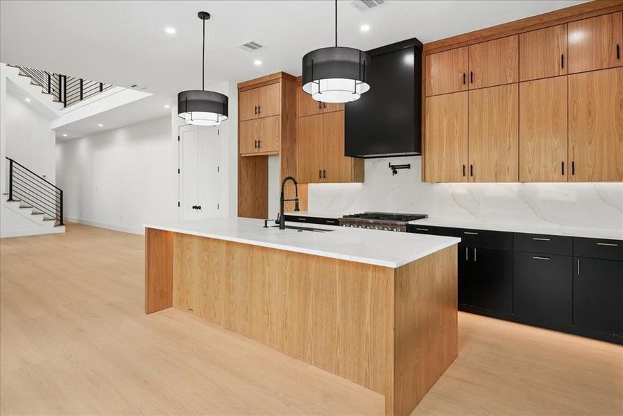 Furnished interior view inside a new home in , Dallas (Image 10).