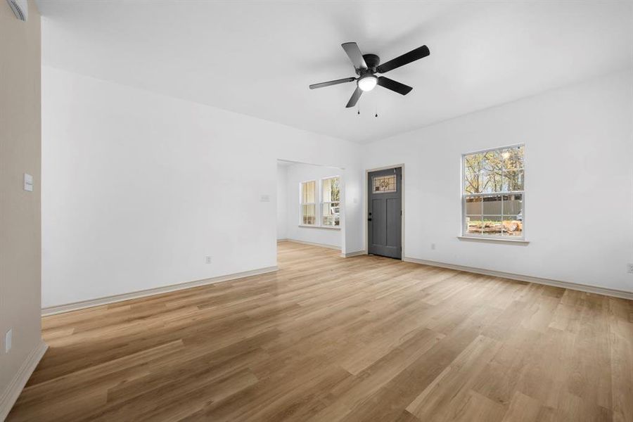 Spacious, unfurnished interior of a new home in , Moody (Image 26).