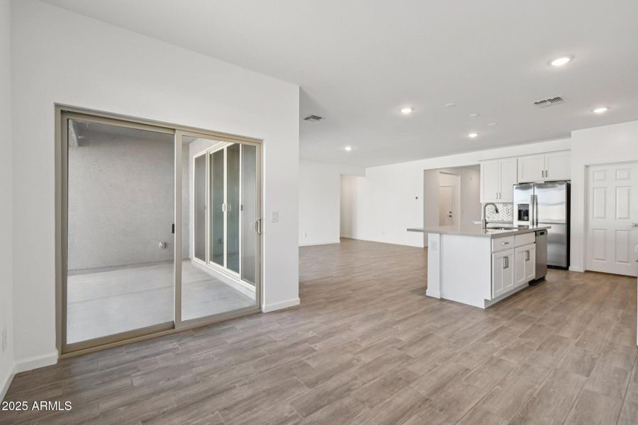 8-web-or-mls-W Mellen Ln-S1212-008 8-web-or-mls-W Mellen Ln-S1212-008