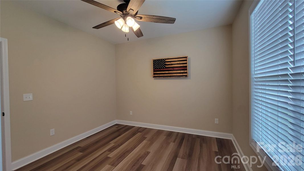 Spacious, unfurnished interior of a new home in , Gold Hill (Image 34).