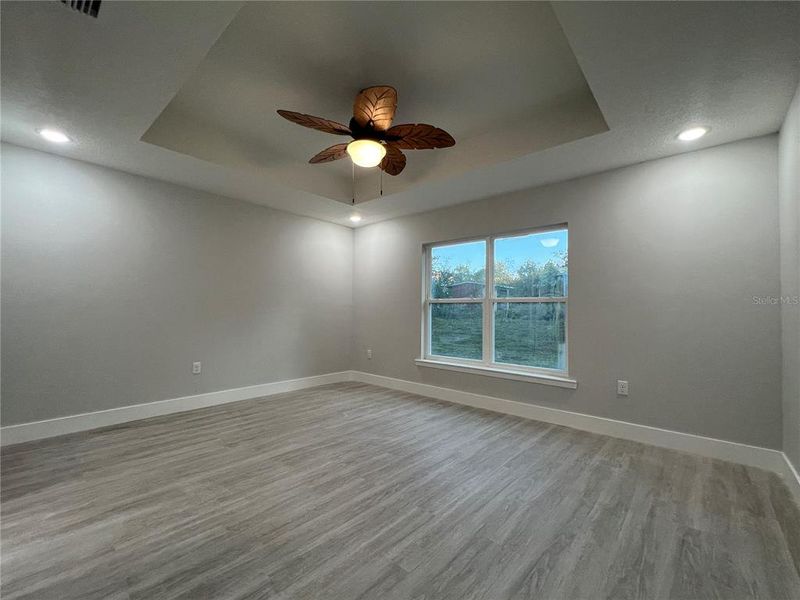 Spacious, unfurnished interior of a new home in , Summerfield (Image 18).
