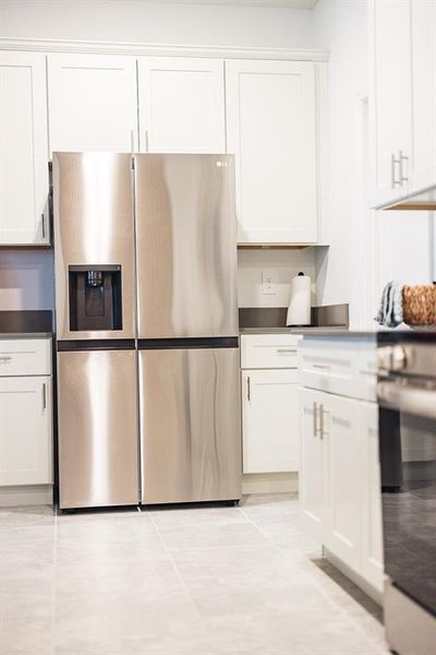 Close-up of interior finishes inside a home in Golden Orchard: Cottage Collection, Apopka (Image 14).