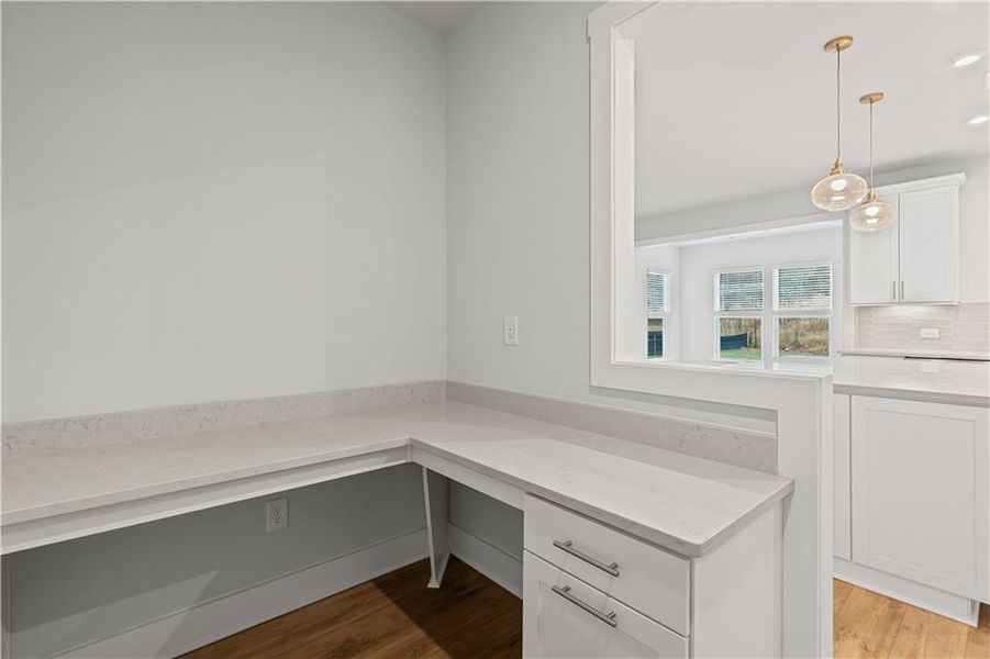 Furnished interior view inside a new home in Rose Creek, Cumming (Image 9).