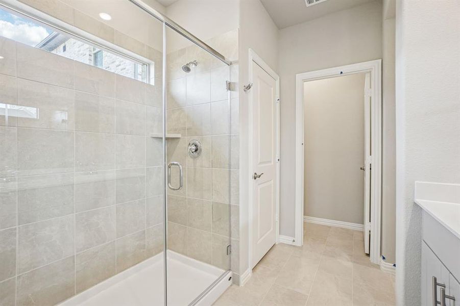 Photo is not of the actual home, but is an inspirational photo of builder’s model home and may depict options, furnishings, and/or decorator features that are not included. Photo is not of the actual home, but is an inspirational photo of builder’s model home and may depict options, furnishings, and/or decorator features that are not included.