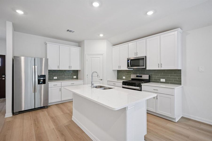 Photo is not of the actual home, but is an inspirational photo of builder’s model home and may depict options, furnishings, and/or decorator features that are not included. Photo is not of the actual home, but is an inspirational photo of builder’s model home and may depict options, furnishings, and/or decorator features that are not included.