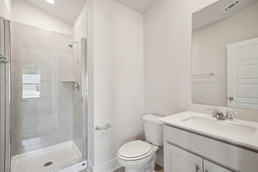 Guest bathroom in the Medina floorplan at a Meritage Homes community.