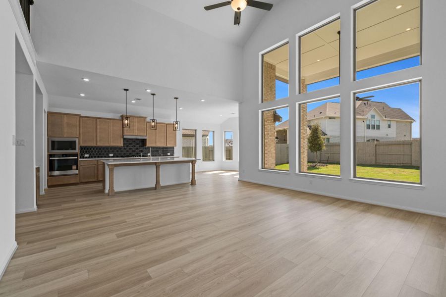 Spacious, unfurnished interior of a new home in Pomona 60', Manvel (Image 15).