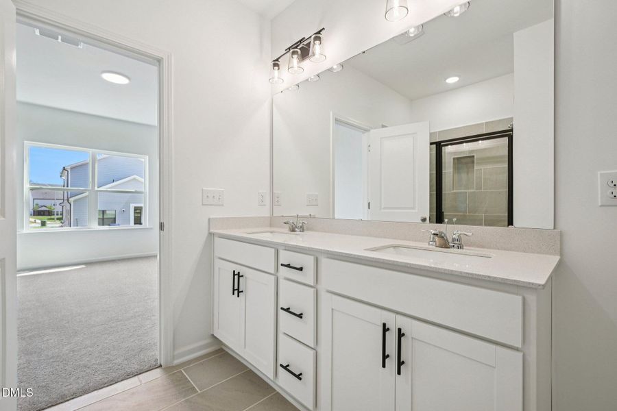 30-web-or-mls-Ken Dr-S1704-030