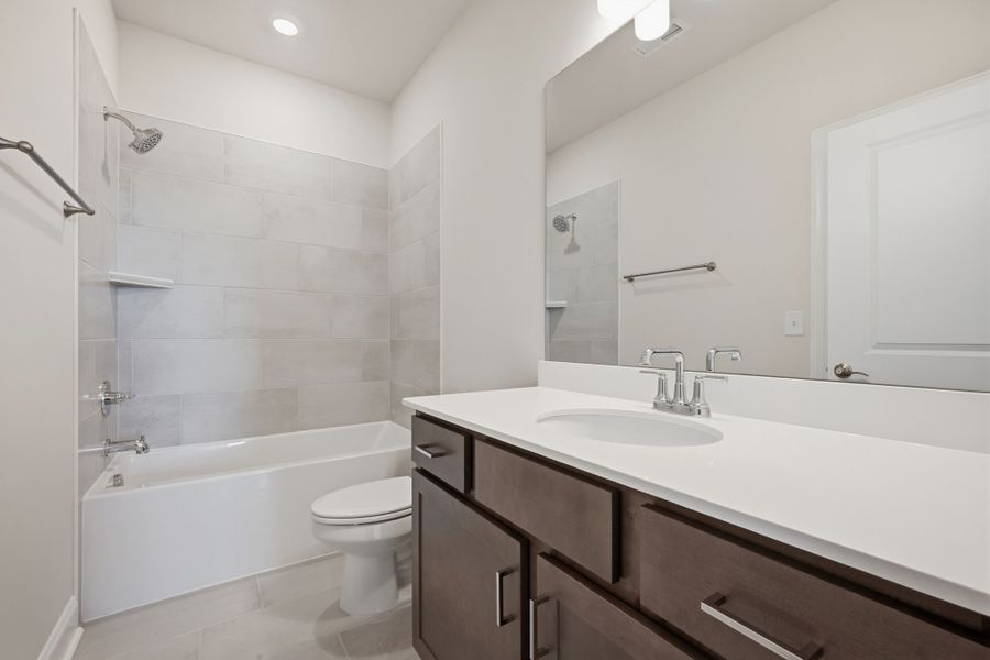 Furnished interior view inside a new home in Richvale Estates, Fairview (Image 16). Furnished interior view inside a new home in Richvale Estates, Fairview (Image 16).