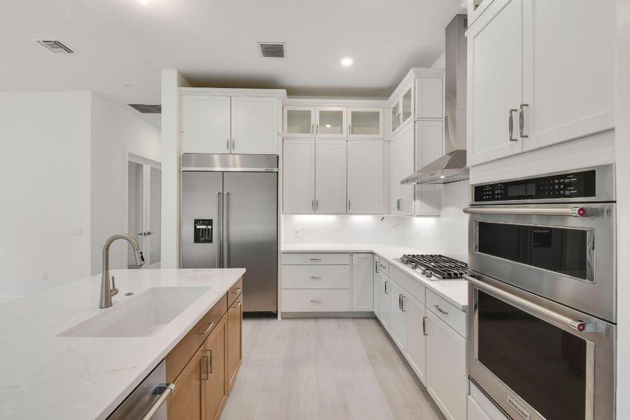 Lot13-9157CapeHoneyBeeLn(17)