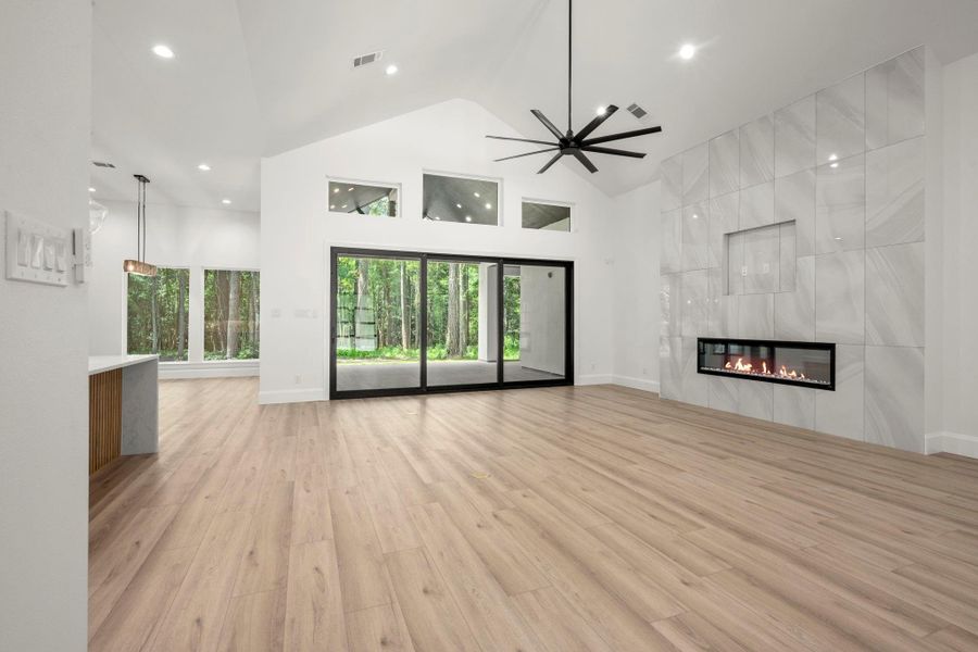 Spacious, unfurnished interior of a new home in , New Waverly (Image 39).
