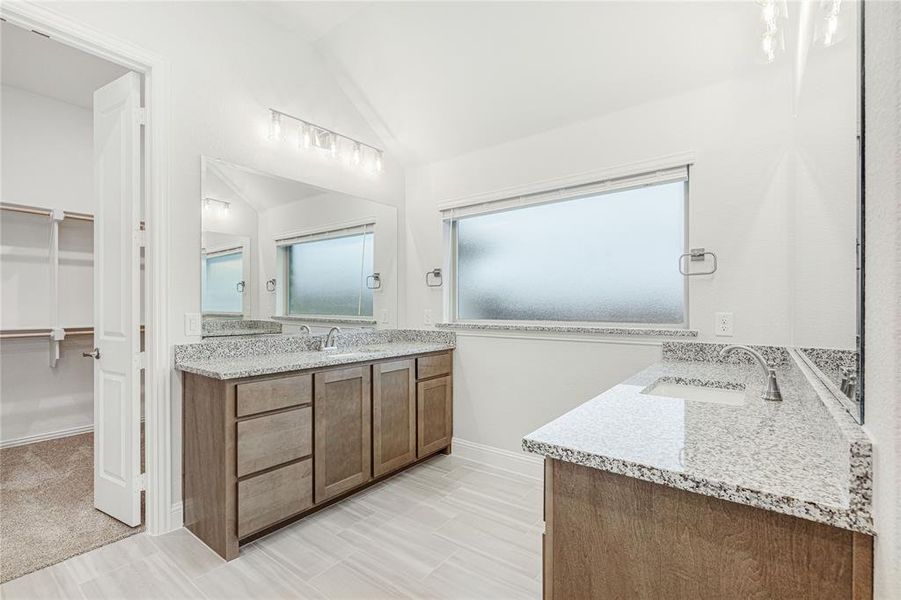 Furnished interior view inside a new home in Somerset Classic 70s & 80s, Mansfield (Image 12). Furnished interior view inside a new home in Somerset Classic 70s & 80s, Mansfield (Image 12).