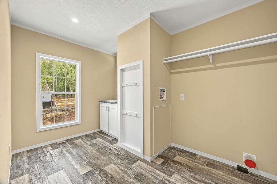 Spacious, unfurnished interior of a new home in , Eatonton (Image 26).