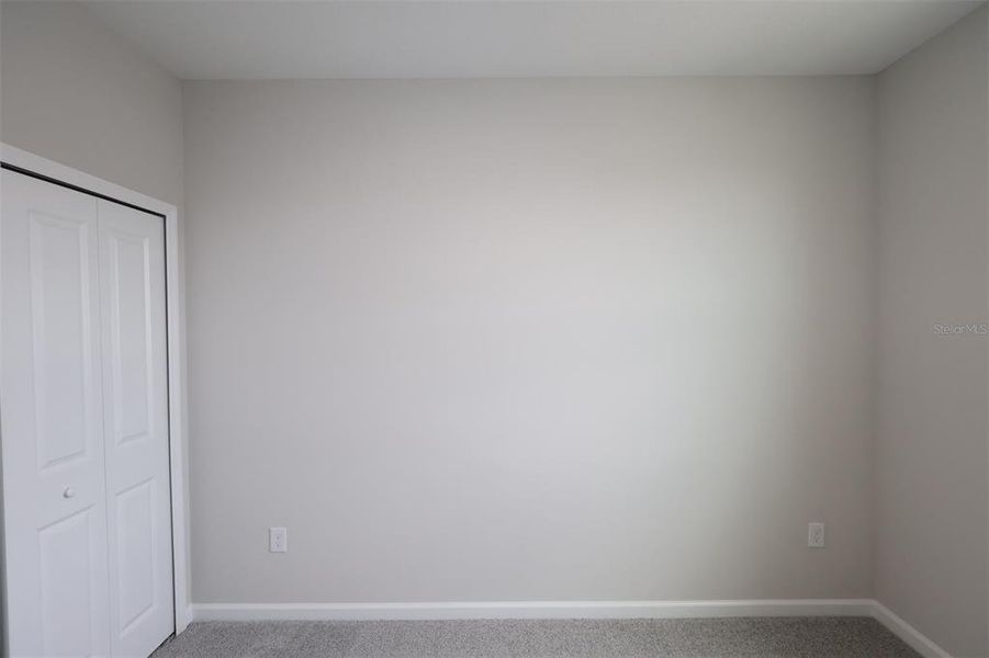 Spacious, unfurnished interior of a new home in Center Lake on the Park, St. Cloud (Image 21).