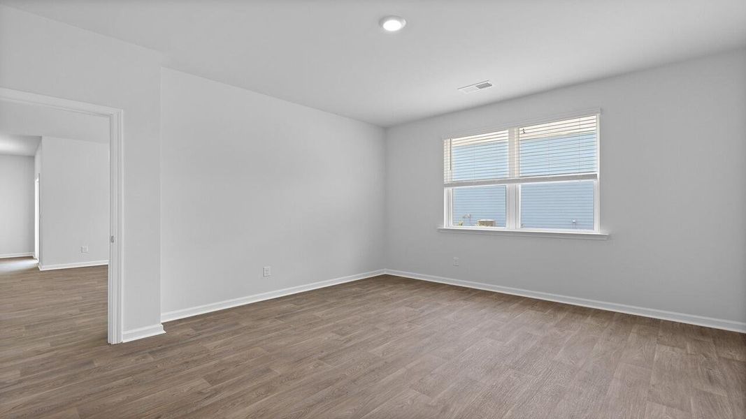 Spacious, unfurnished interior of a new home in Rivers Reach, Yemassee (Image 15).