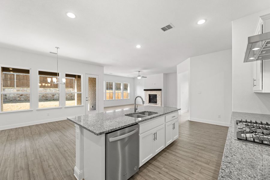 Representative furnished interior of a home built from the Hawkins by UnionMain Homes in Lake Breeze, Lavon (Image 10). Representative furnished interior of a home built from the Hawkins by UnionMain Homes in Lake Breeze, Lavon (Image 10).