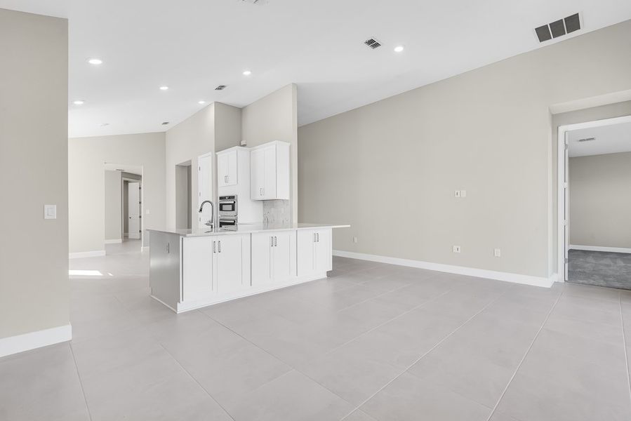 Representative unfurnished interior of a home built from the San Blas by Taylor Morrison in Colbert Landings, Palm Coast (Image 34).
