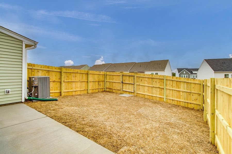 Exterior details and patio area of a home in Astoria, Columbia (Image 4).